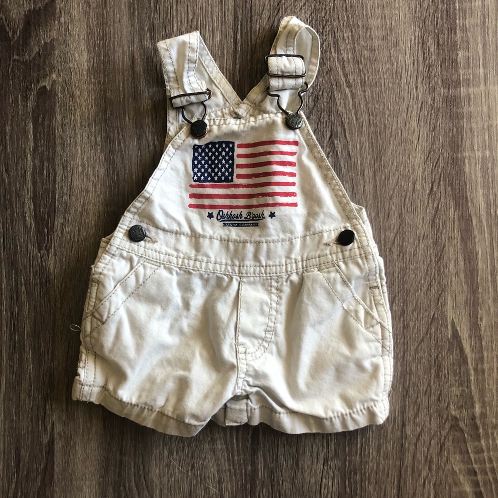 OshKosh Shorts Overalls. Size 3 Months.
